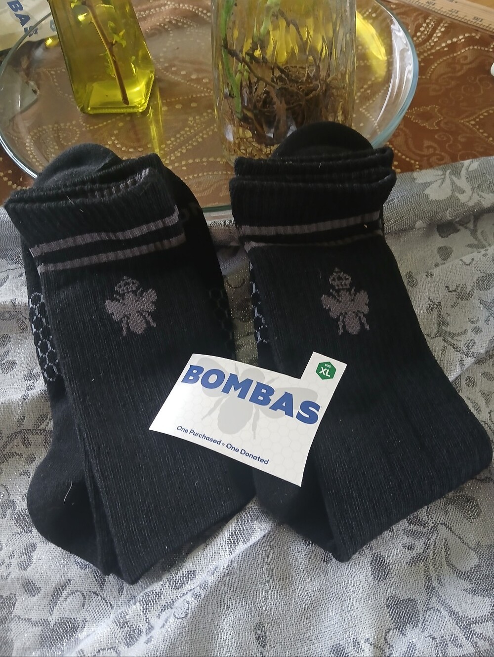 Bombas Black Size XL Crew Socks with Gray Logo Accents